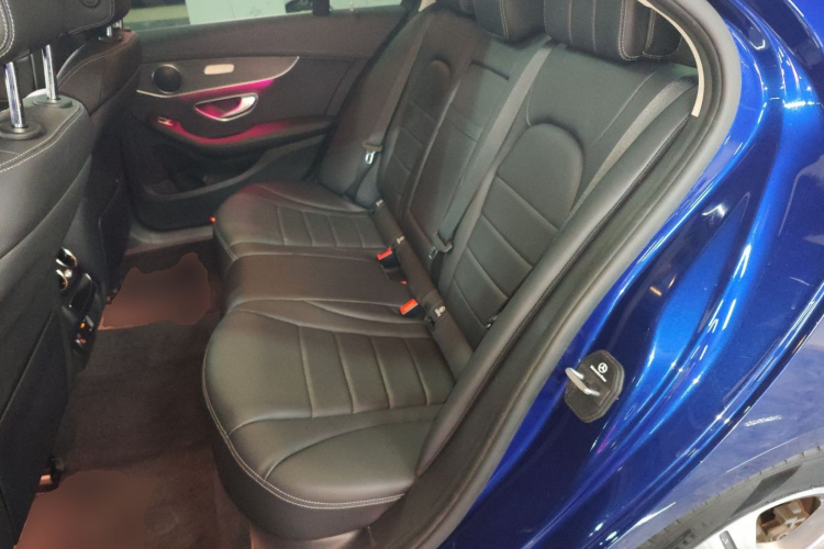 奔驰C级 2021款 C 260 L 运动版中控内饰21