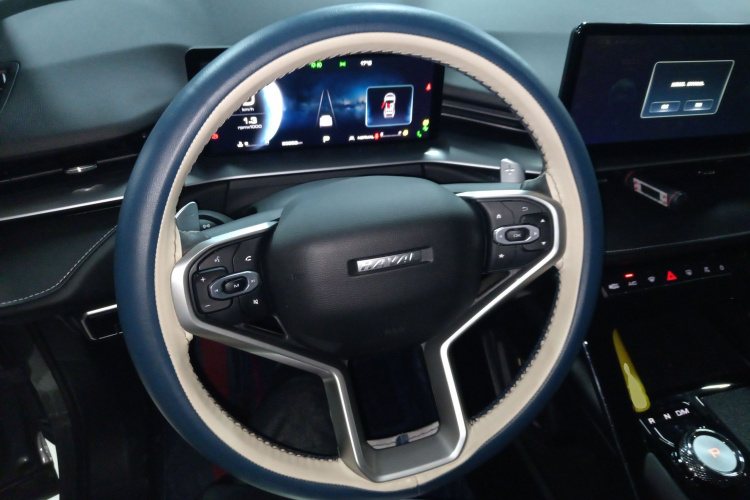 哈弗H6 2022款 第三代 1.5T 自动两驱Max中控内饰13