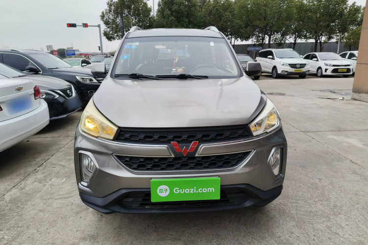 五菱汽车 五菱宏光S3 2018款 1.5L 手动豪华型 国V车身外观2