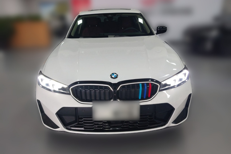 宝马3系 2025款 330Li M运动曜夜套装车身外观2