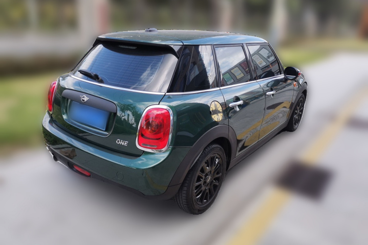 MINI 2018款 1.5T ONE PLUS车身外观7