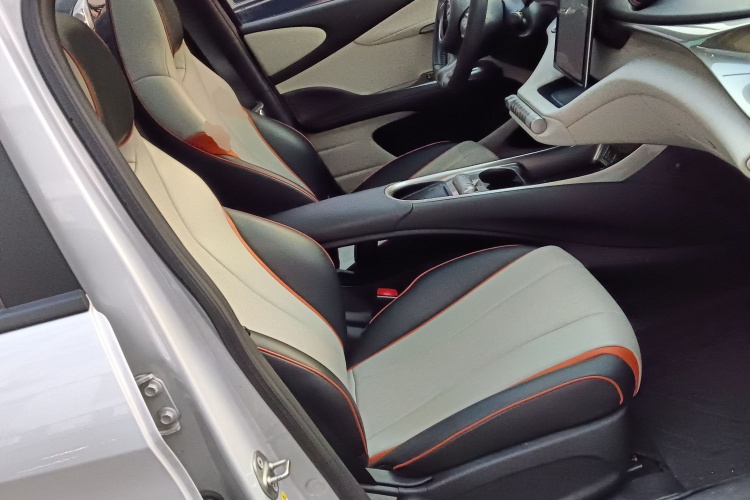 比亚迪 海豚 2021款 405km 时尚版局部细节41