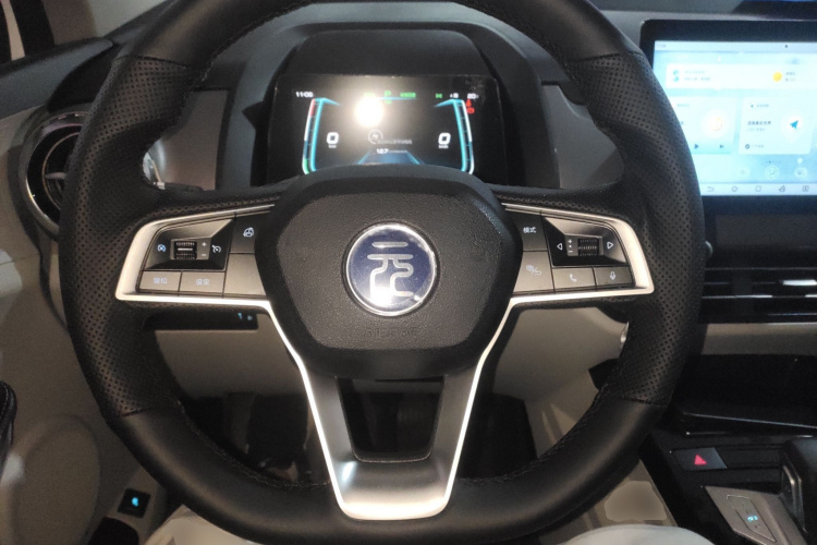 比亚迪 元Pro 2023款 401KM豪华型局部细节13