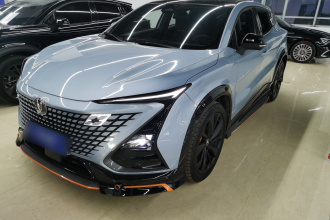 长安UNI-T 2022款 1.5T 运动版 尊贵型