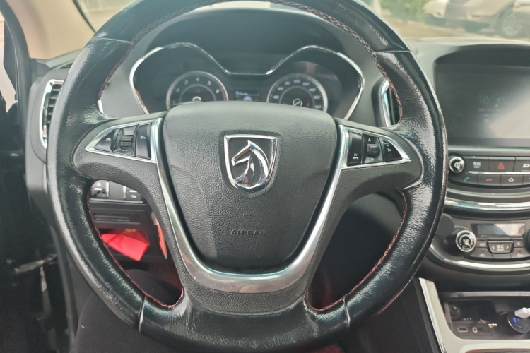 宝骏560 2015款 1.8L 手动豪华型局部细节13