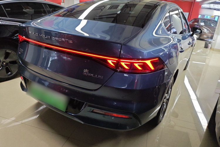 比亚迪 秦PLUS 2024款 荣耀版 EV 510KM超越型车身外观7