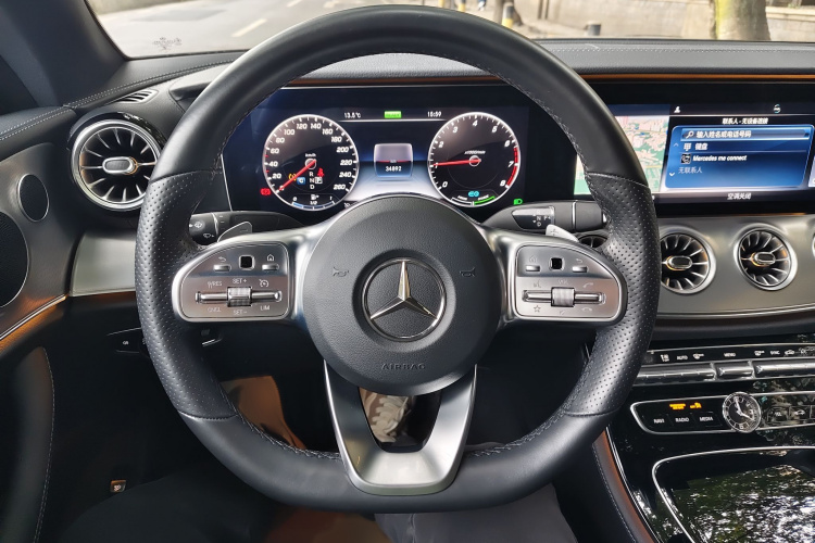 奔驰E级(进口) 2020款 E 260 轿跑车局部细节13