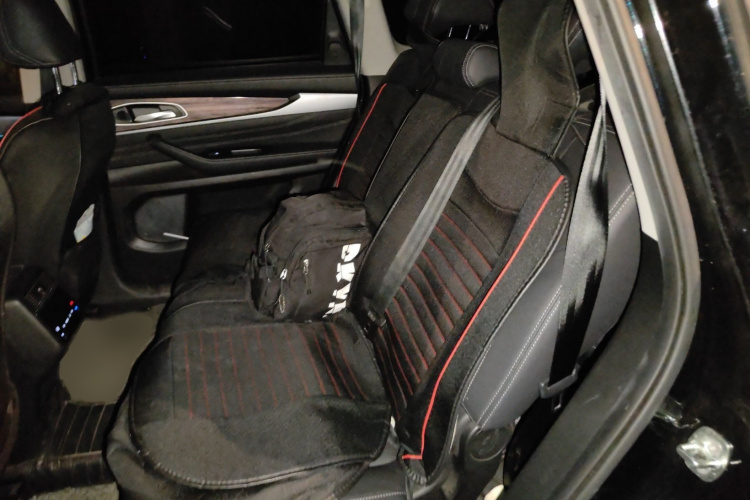 星途揽月 2021款 400T 四驱星耀Pro版 7座中控内饰7004