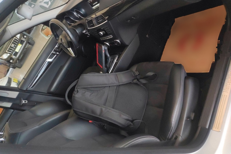 奔驰C级 2013款 C 260 时尚型 Grand Edition局部细节41