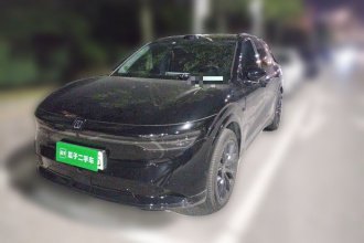 极氪7X 2025款 75kWh 后驱智驾版