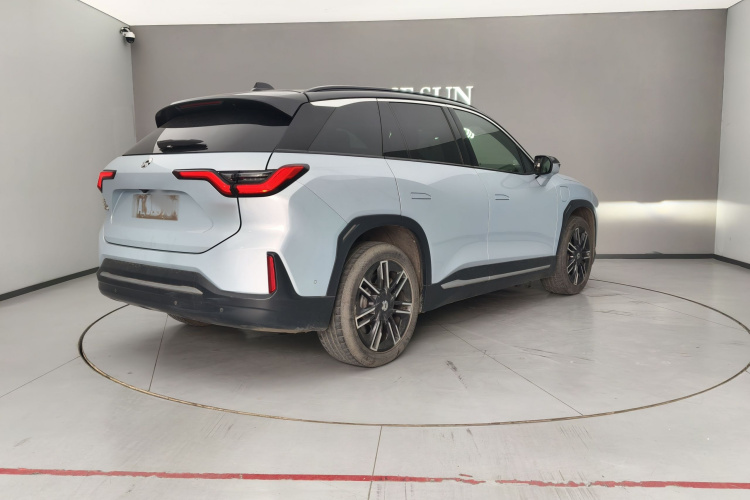 蔚来ES6 2020款 420KM 运动版车身外观6007