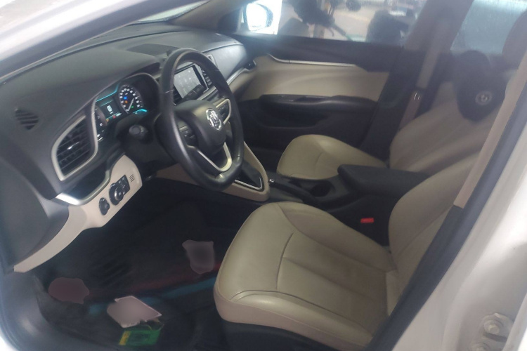 别克 英朗 2019款 15T 双离合互联精英型 国VI局部细节19