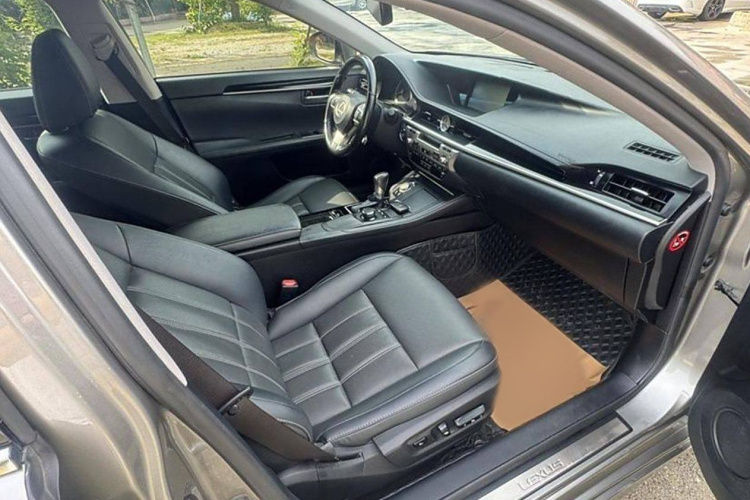 雷克萨斯ES 2015款 200 精英版中控内饰7006