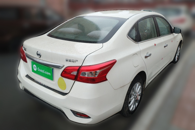 日产 轩逸 2022款 经典 1.6XE CVT舒适版车身外观7