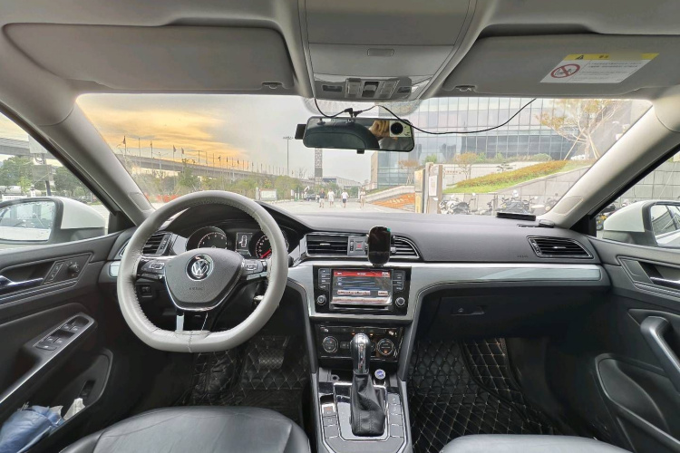 大众 凌渡 2015款 330TSI DSG舒适版中控内饰7003