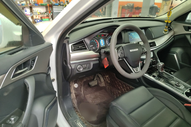 哈弗H7 2016款 蓝标H7 2.0T 自动精英型中控内饰20