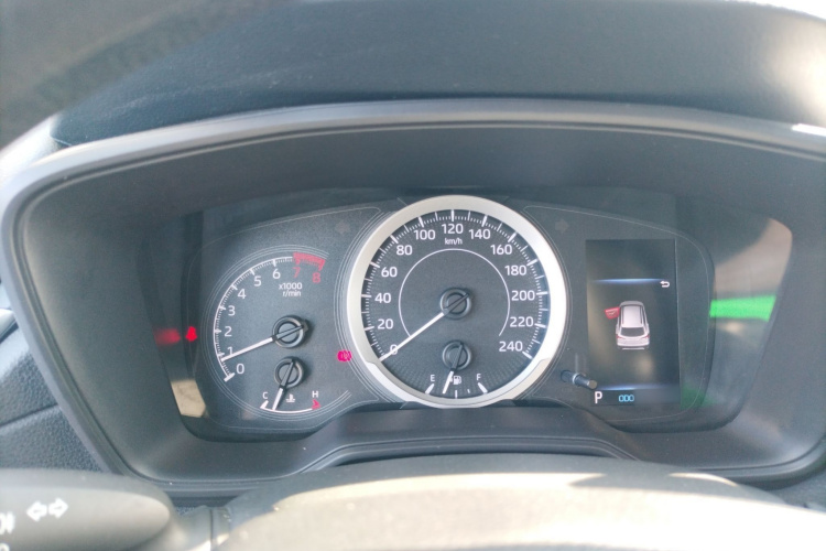 丰田 锋兰达 2022款 2.0L CVT精英版局部细节14