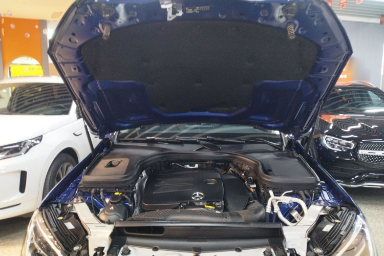 奔驰GLC 2021款 GLC 260 L 4MATIC 动感型机舱底盘24