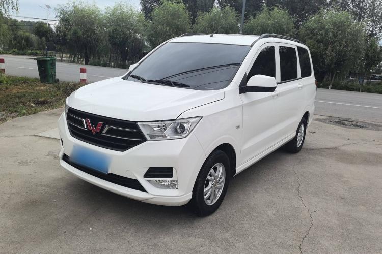 五菱汽车 五菱宏光 2021款 1.5L S标准型LAR车身外观6002