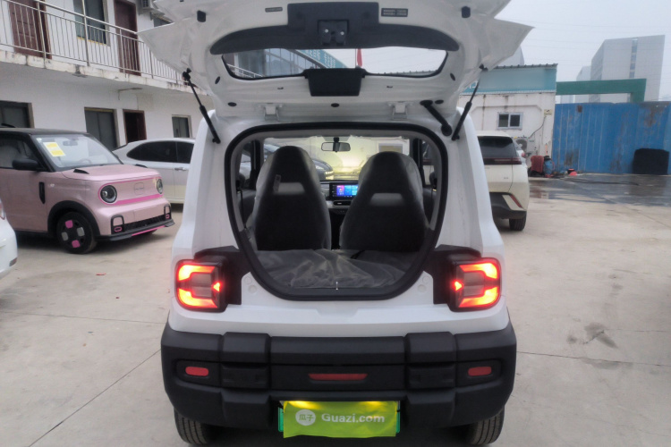 吉利银河 2025款 210km 熊猫骑士机舱底盘23
