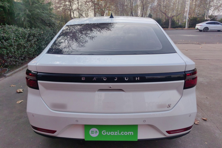 宝骏RC-5 2020款 1.5L 手动智耀豪华型车身外观6005