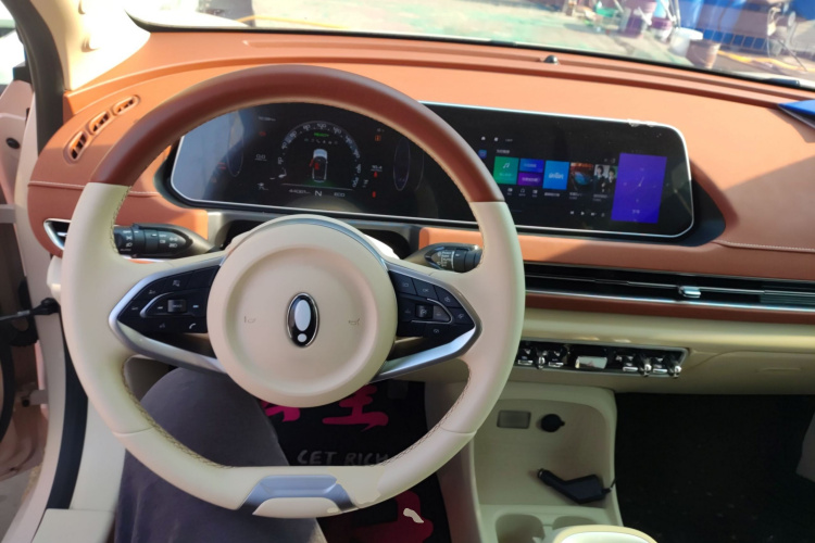 欧拉好猫 2022款 400km标准续航 豪华型 三元锂中控内饰12