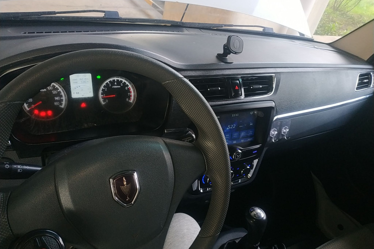 金杯 小海狮X30 2021款 1.5L 舒适型无空调版厢货国VI SWC15M中控内饰7002