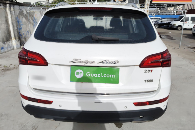 众泰T600 2016款 运动版 2.0T DCT尊享型车身外观6