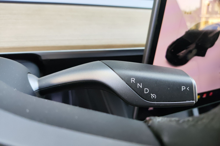 特斯拉 Model Y 2021款 标准续航后驱版局部细节18