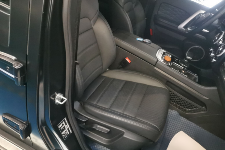 北京BJ40 2024款 2.0D 刀锋英雄荣耀版局部细节41