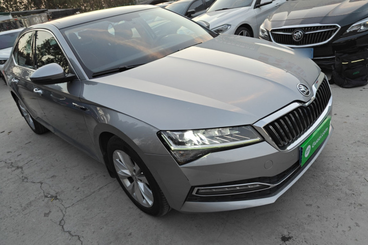 斯柯达 速派 2019款 TSI280 DSG舒适版车身外观3