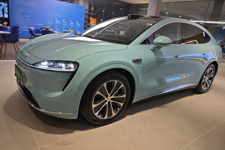 鸿蒙智行 智界R7 2024款 纯电 802km Max车身外观4