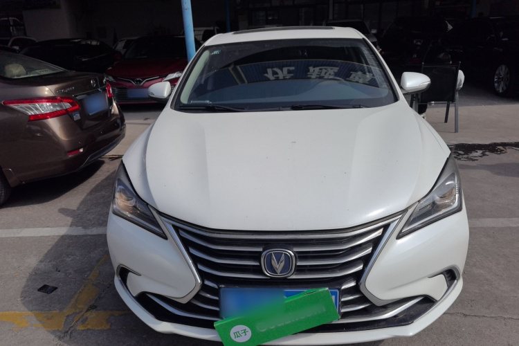 长安 逸动 2019款 高能版 1.6L GDI 手动先锋型 国VI车身外观6001