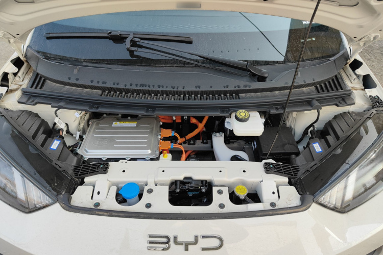 比亚迪 海鸥 2025款 智驾版 305km 活力版机舱底盘24