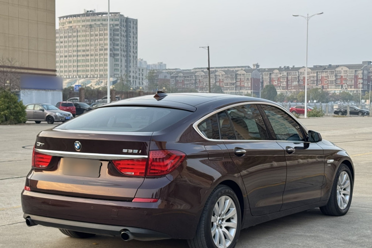 宝马5系GT 2011款 535i xDrive豪华型车身外观6004