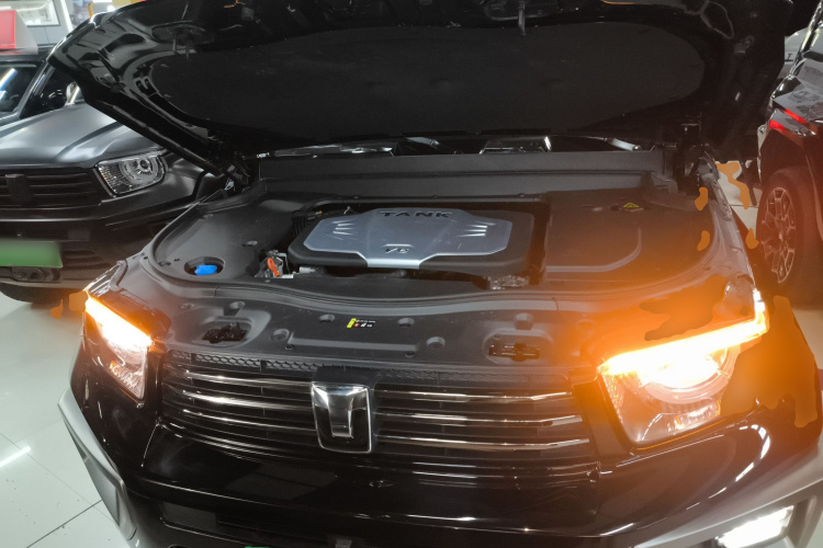 坦克700新能源 2024款 Hi4-T 极境版机舱底盘24