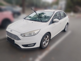 福特 福克斯 2015款 三厢 1.6L 自动舒适型