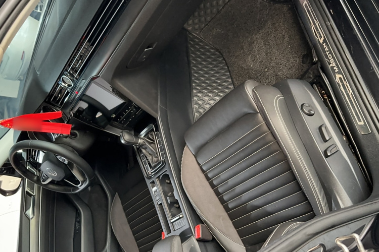 大众 迈腾 2020款 330TSI DSG 领先型局部细节9001