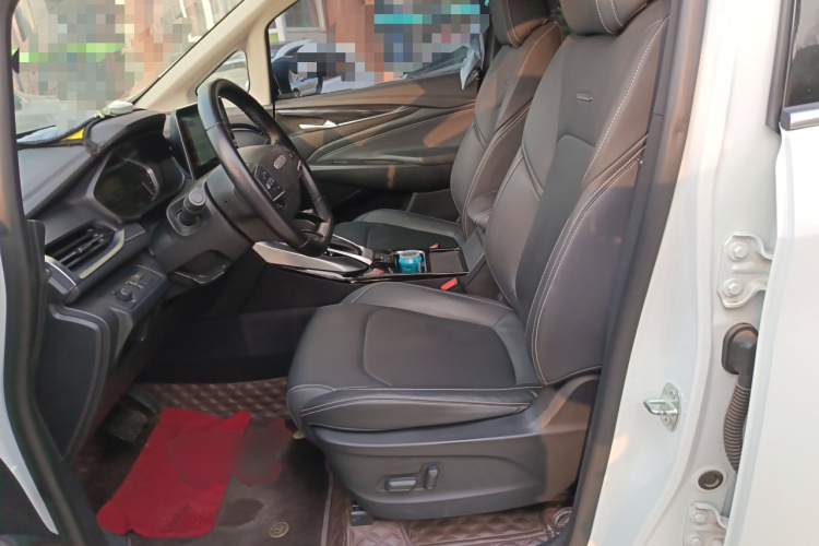 上汽大通MAXUS 大通G50 2019款 1.5T 首发款自动豪华版 6座中控内饰19