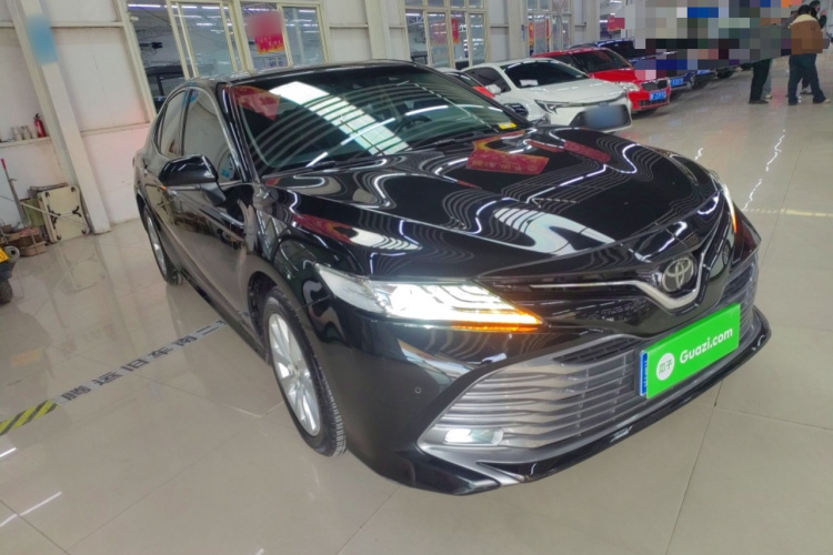 丰田 凯美瑞 2019款 2.0G 豪华版 国VI车身外观3