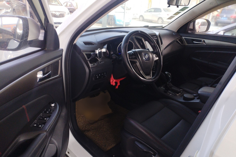 长安CS75 2016款 1.8T 自动精英型 国V中控内饰20
