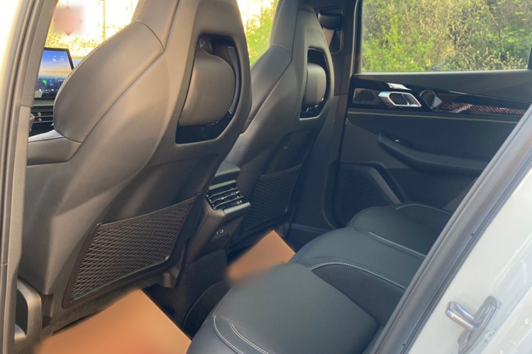 领克03 2023款 1.5T EM-F PM中控内饰7001