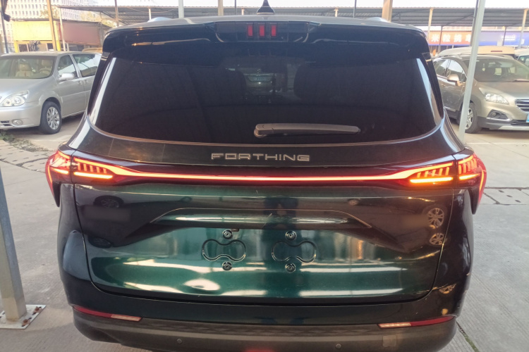 东风风行 风行游艇 2022款 1.5T DCT揽月版车身外观6