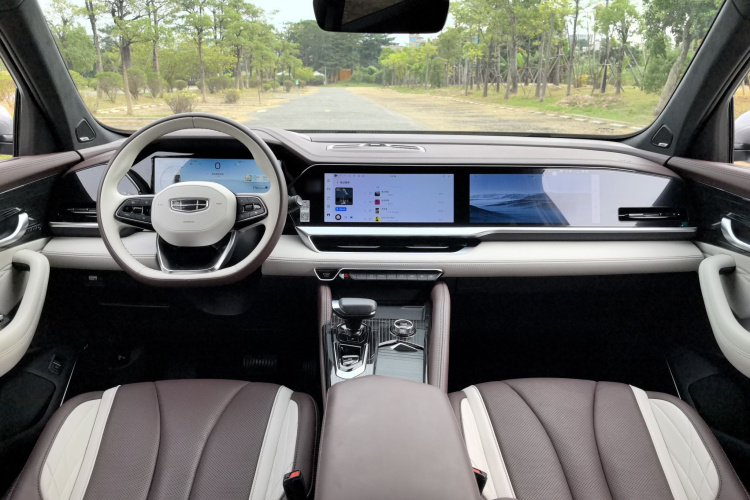 吉利汽车 星越L 2021款 2.0TD DCT EVO两驱智尊型中控内饰7007