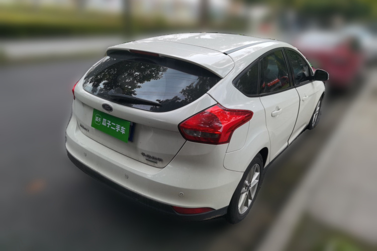 福特 福克斯 2015款 两厢 EcoBoost 125 自动超能风尚型车身外观6005