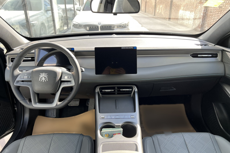 比亚迪 秦PLUS 2025款 DM-i 智驾版 55KM领先型中控内饰7002