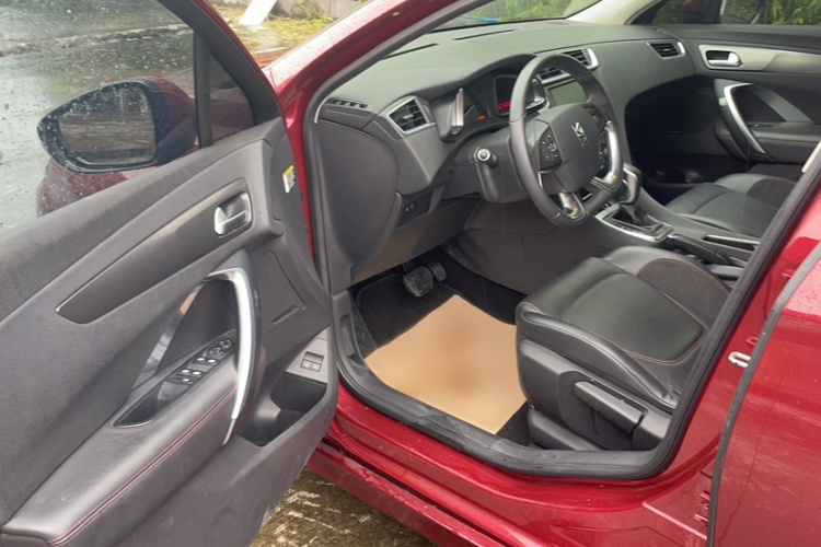 DS 4S 2016款 1.6T 自动睿动版THP160中控内饰7003