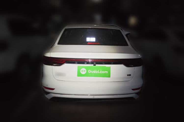 吉利汽车 帝豪 2023款 第4代冠军版 1.5L CVT尊贵型车身外观6