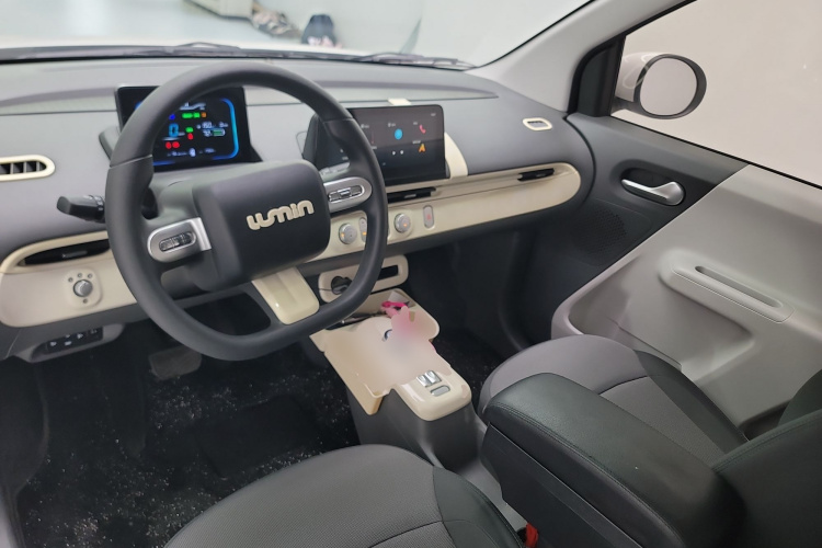 长安启源 长安Lumin 2022款 210km 香甜款中控内饰12