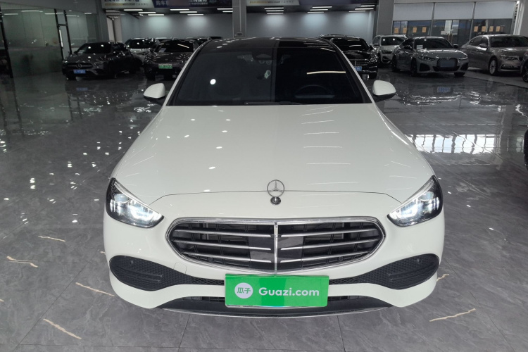 奔驰C级 2023款 C 260 L车身外观2